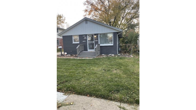 5951 N 72nd St Milwaukee, WI 53218-1825 by Milwaukee Area Real Estate Specialists, LLC $149,900
