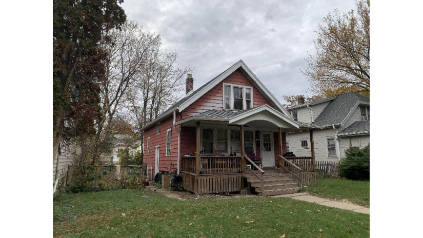 2619 N 55th St Milwaukee, WI 53210 by Xcel Realty, LLC $49,900