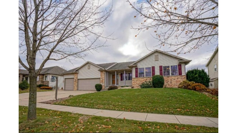 714 Avalon Rd Columbus, WI 53925-2303 by Century 21 Affiliated-Wauwatosa $398,000