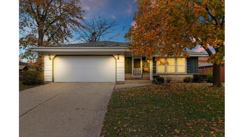 4114 89th St Kenosha, WI 53142-5048 by Berkshire Hathaway Home Services Epic Real Estate $229,900