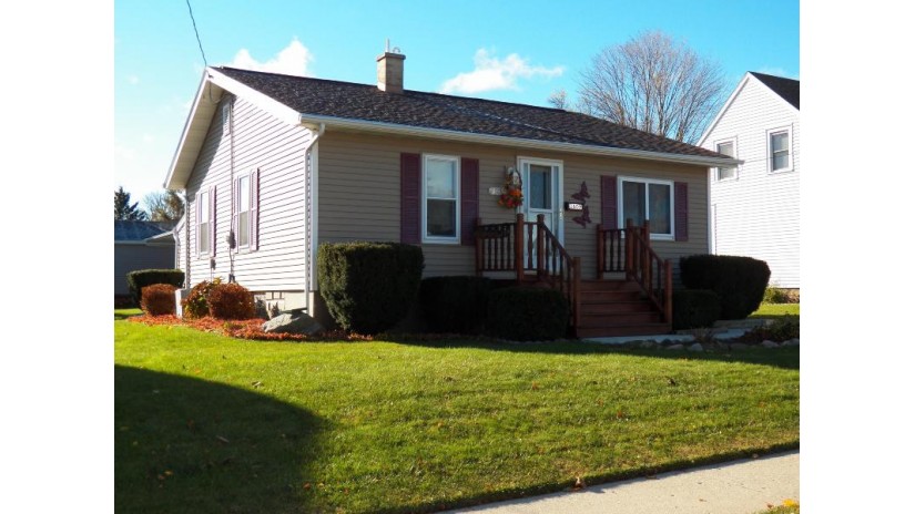 3609 Division St Manitowoc, WI 54220 by RE/MAX Port Cities Realtors $91,900