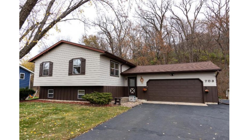 703 Evergreen Dr Holmen, WI 54636 by RE/MAX Results $259,900