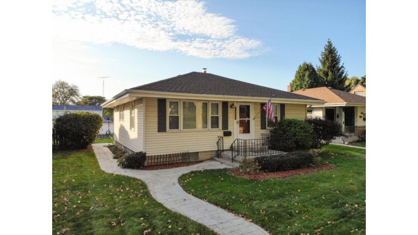 1325 S 103rd St West Allis, WI 53214 by Homestead Realty, Inc $175,000