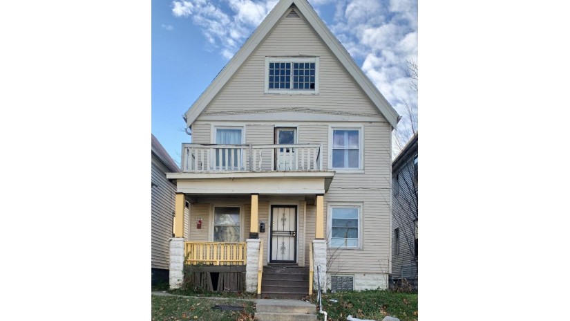 2537 N 34th St Milwaukee, WI 53210 by Infinity Realty $49,900