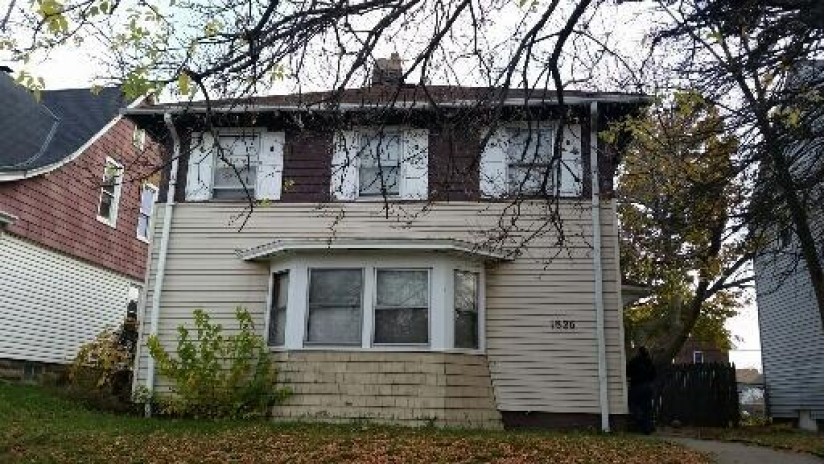 1826 N 40th St Milwaukee, WI 53208 by Ogden & Company, Inc. $79,900