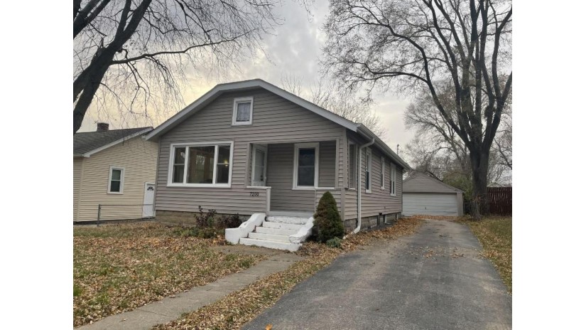 7200 44th Ave Kenosha, WI 53142-1707 by Welcome Home Real Estate Group, LLC $169,900