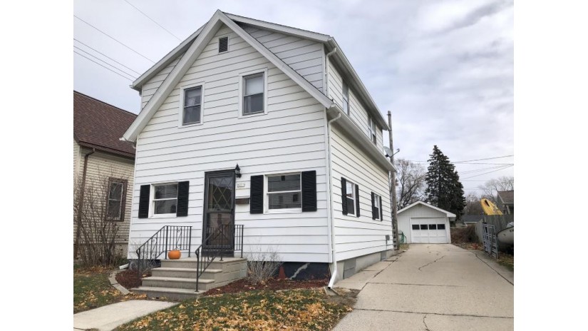 2011 N 13th St Sheboygan, WI 53081 by Century 21 Moves $104,900