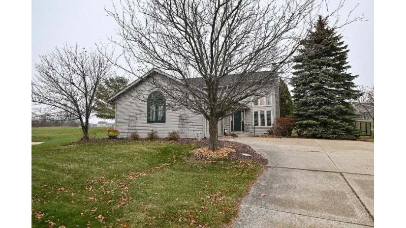 1490 Apple Ct Port Washington, WI 53074 by First Weber Inc- Mequon $350,000