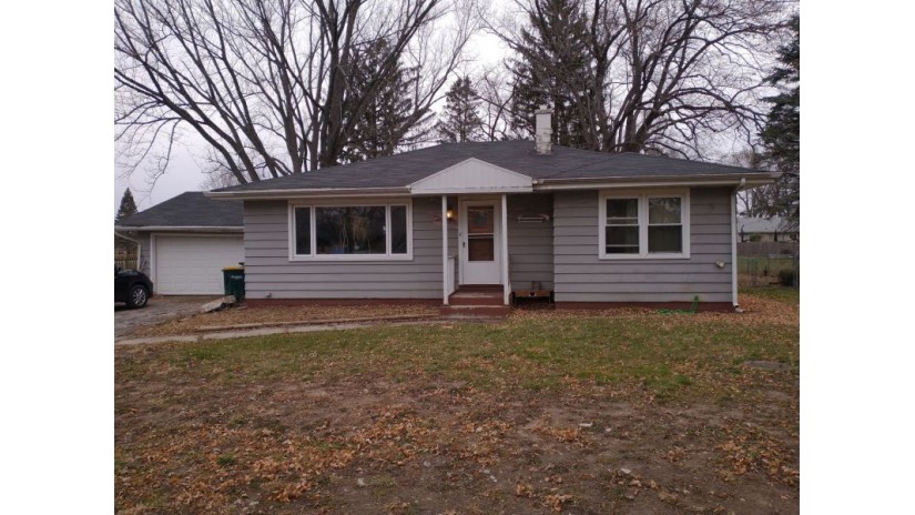 35816 90th Pl Randall, WI 53181 by Shorewest Realtors $184,000