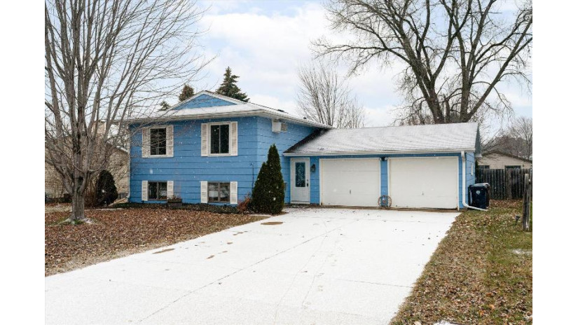 605 Gail Ave 607 Onalaska, WI 54650 by Gerrard-Hoeschler, REALTORS $243,000