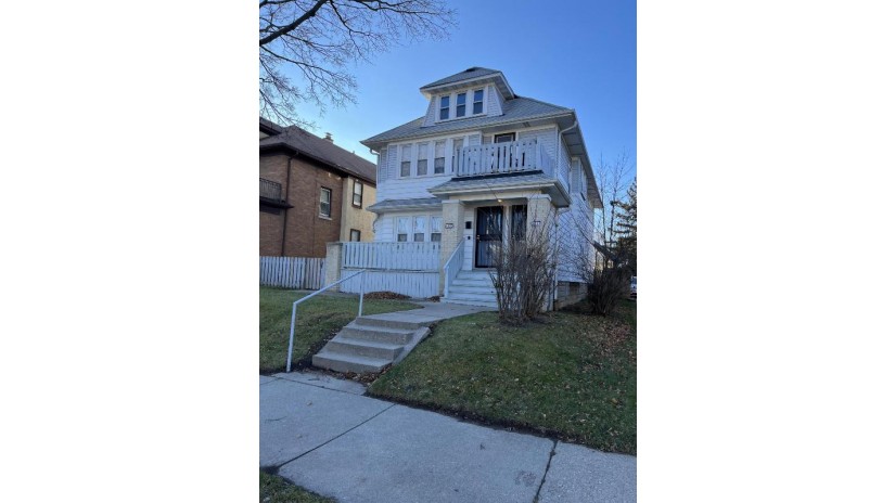 2855 N 54th St Milwaukee, WI 53210 by EXP Realty, LLC~Milw $159,900