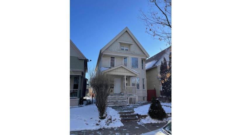 1024 S 37th St 1026 Milwaukee, WI 53215 by Four Seasons Investments Inc $239,900