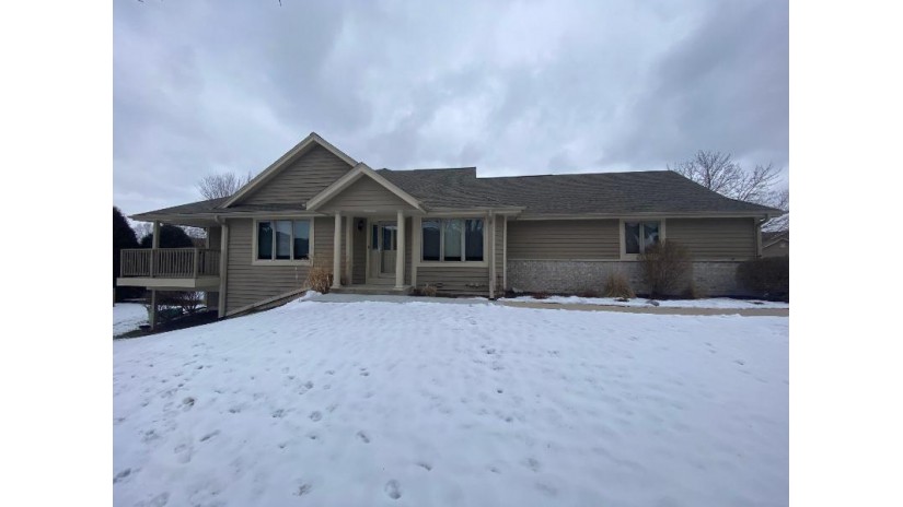 W240N2366 Range Line Ct A Pewaukee, WI 53072 by NON MLS $364,544