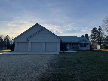 10781 Formica Rd, La Grange, WI 54660