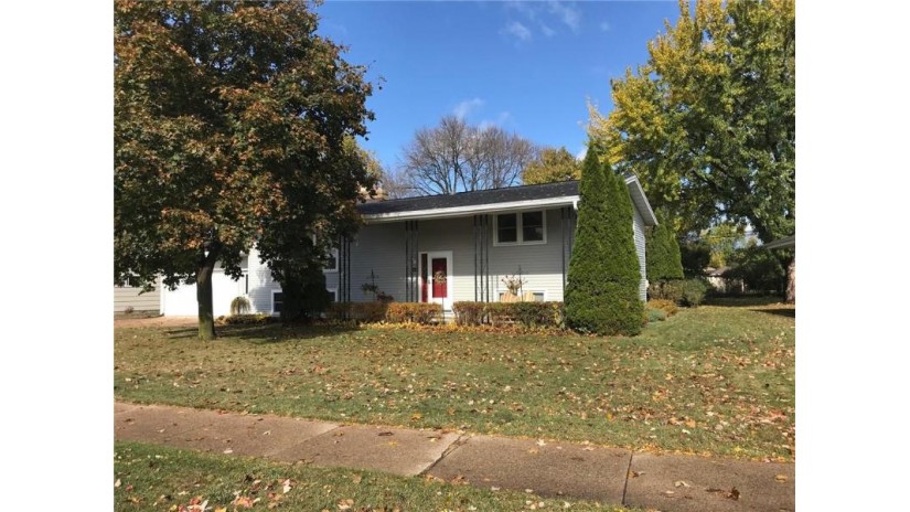 404 East Fillmore Avenue Eau Claire, WI 54701 by Classic Real Estate $259,900