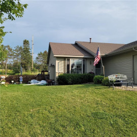 1002 Cheyenne Street, Roberts, WI 54023