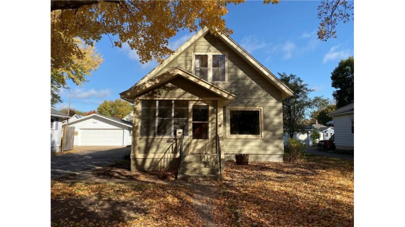 1422 Lyndale Avenue Eau Claire, WI 54701 by Riverbend Realty Group, Llc $179,000