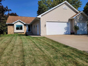 W170 Kings Way, Sherwood, WI 54169