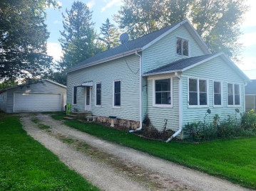 121 Davis Street, Stockbridge, WI 53088