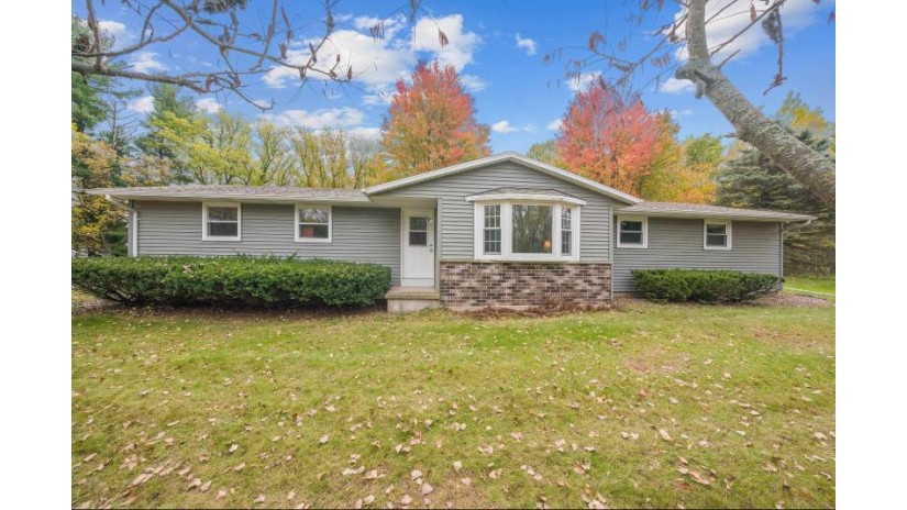 1201 Pinecrest Road Howard, WI 54313 by LJ Realty $269,000