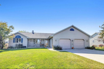 361 Northbrook Road, Luxemburg, WI 54217-8393