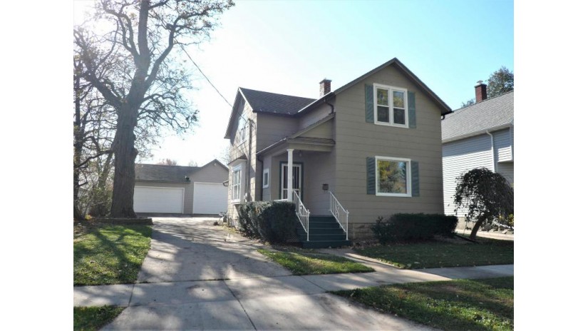 527 E Mckinley Street Appleton, WI 54915 by Assist 2 Sell $165,000