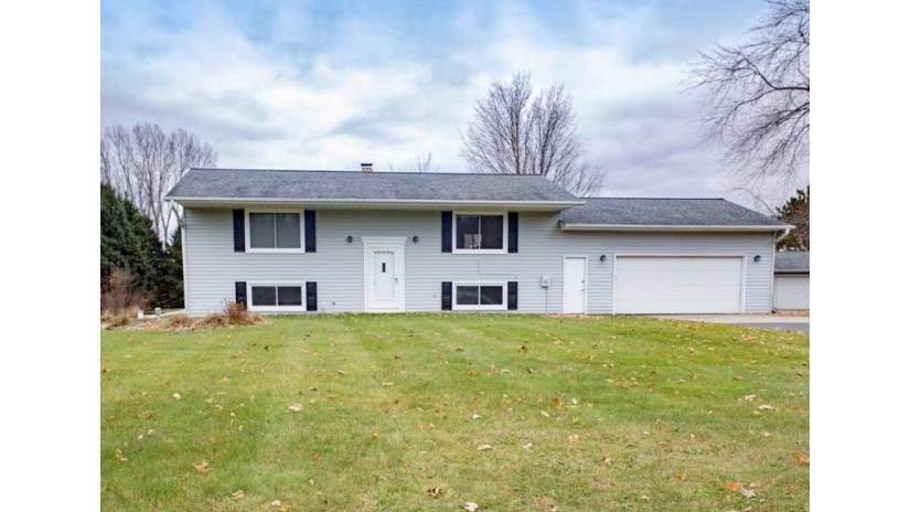1895 Wildwood Drive Suamico, WI 54173 by Realty World Greater Green Bay, Ltd $299,900