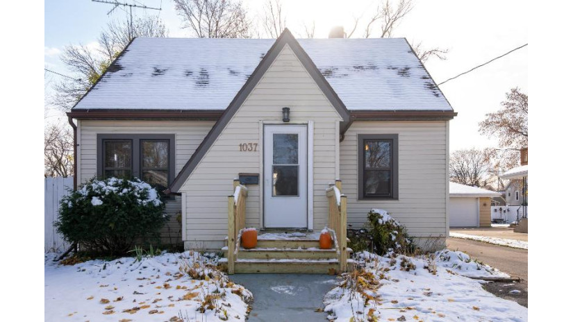 1037 W Winnebago Street Appleton, WI 54914 by Berkshire Hathaway Hs Fox Cities Realty $145,000