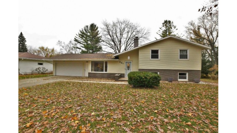 541 Edgewood Drive Green Bay, WI 54302-4814 by Coldwell Banker Real Estate Group $239,900