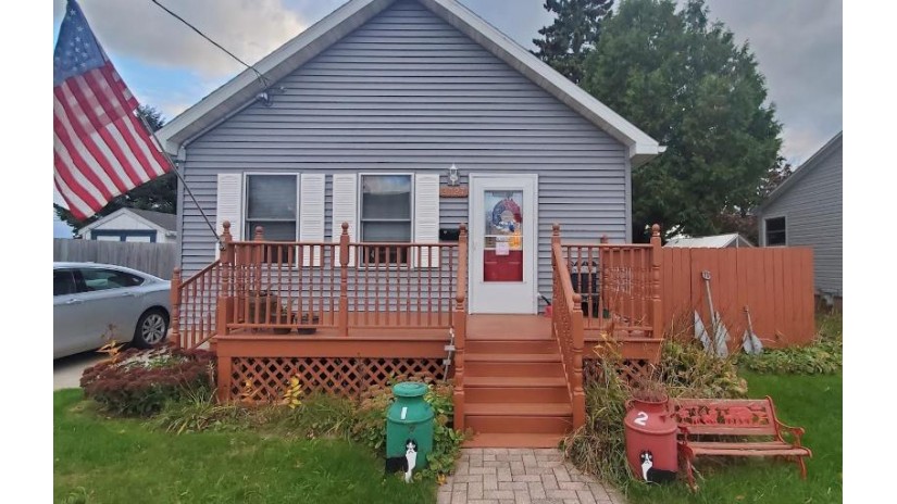 2327 9th Street Two Rivers, WI 54241 by Berkshire Hathaway Hs Bay Area Realty $78,900