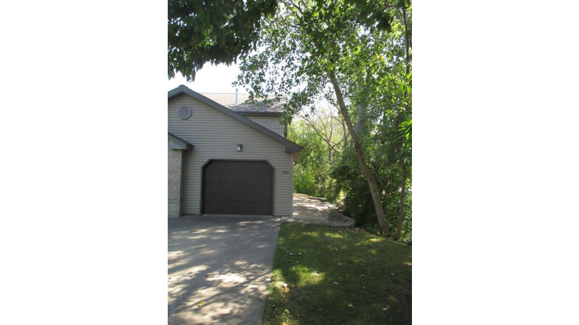 123 Waverly Dr Cambridge, WI 53523 by Restaino & Associates Era Powered $187,900