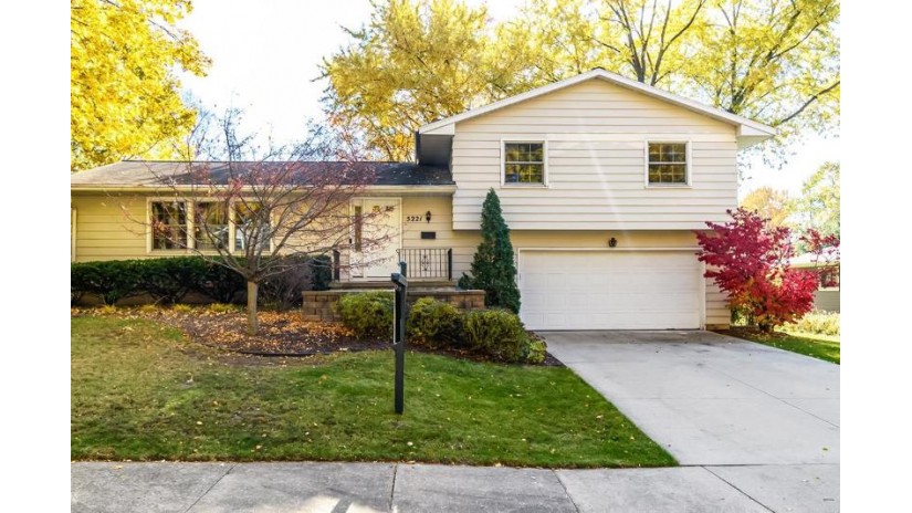5221 Greenbriar Ln Madison, WI 53714 by Berkshire Hathaway Homeservices Metro Realty $315,000