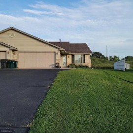 1000 North Cheyenne St, Roberts, WI 54023