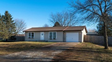 128 Park St, Star Prairie, WI 54026