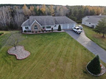 1533 Kings Hill Dr, Tomahawk, WI 54487