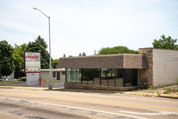 4615 Washington Ave, Racine, WI 53405-2746