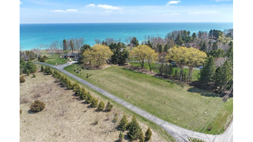 224 Lake Shore Rd Grafton, WI 53024 by @properties $695,000