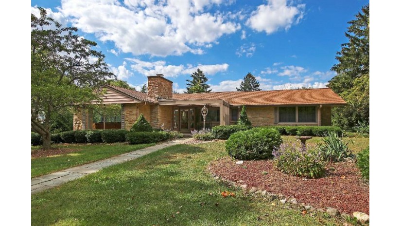 4110 Wood Ln Mount Pleasant, WI 53405 by Jeff Braun Realty, LLC $369,900