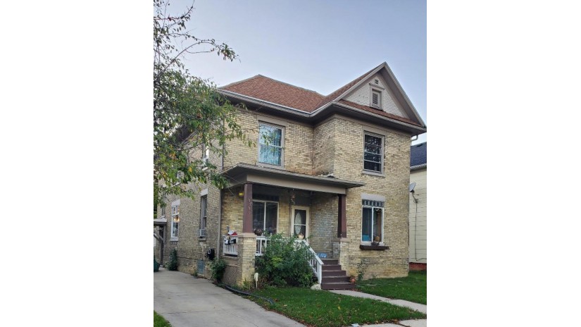 1910 Lasalle St Racine, WI 53402 by Preferred Realty, LLC $154,900