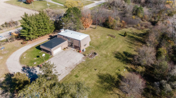 23403 60th St, Paddock Lake, WI 53168-9649