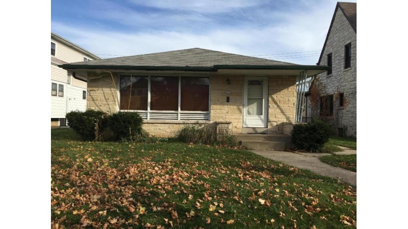 4232 N 18th St Milwaukee, WI 53209 by Ogden & Company, Inc. $134,900