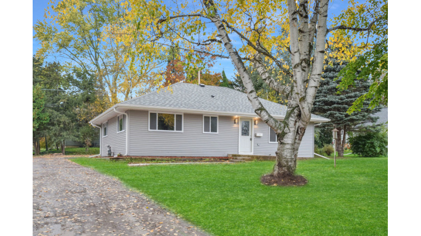 209 S Orchard St Thiensville, WI 53092 by Shorewest Realtors $374,900