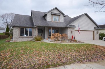 169 S Maple Ln, Whitewater, WI 53190-3872