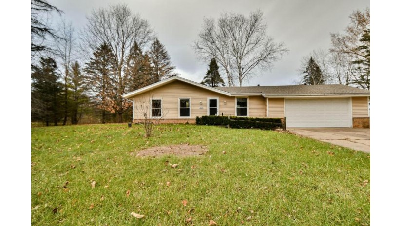 W275S8880 Hidden Lakes Dr Vernon, WI 53149 by Redefined Realty Advisors LLC $269,900