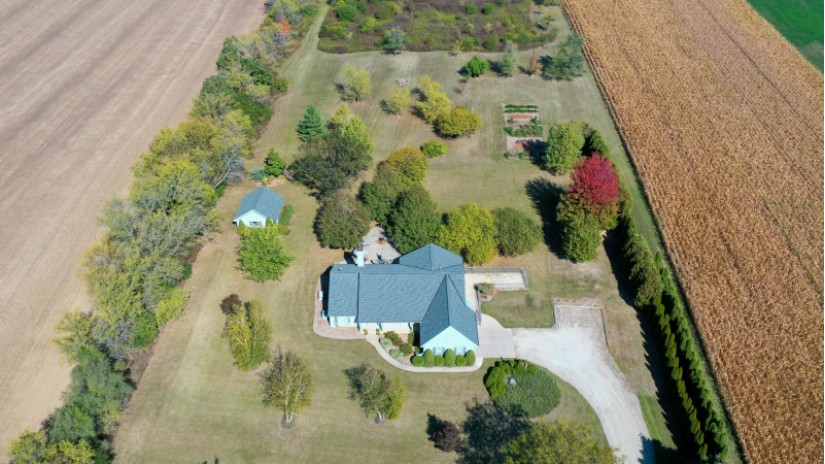 26200 Dover Line Rd Norway, WI 53185 by Shorewest Realtors $599,000