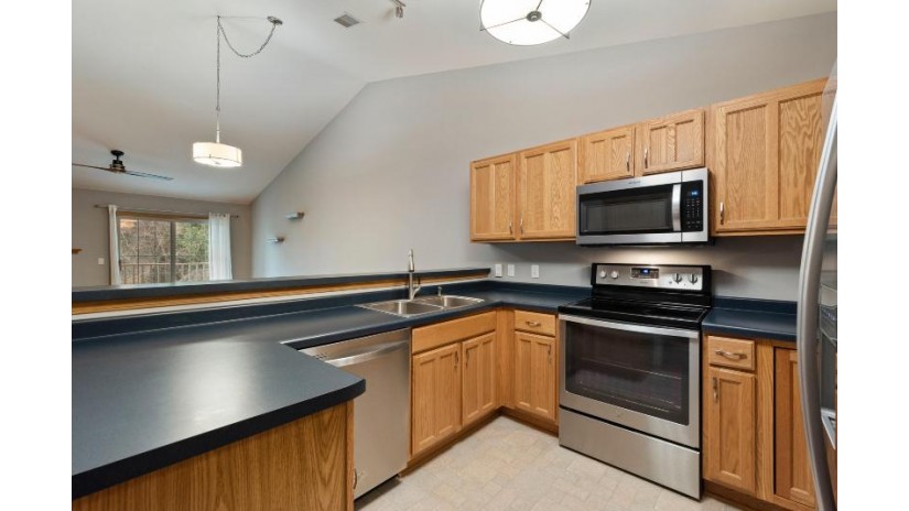 2175 Pine Ridge Ct A Grafton, WI 53024 by Collins & Company Realty $239,900