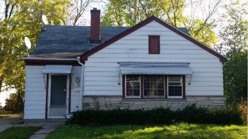 4270 N 39th St Milwaukee, WI 53216 by Ogden & Company, Inc. $77,500