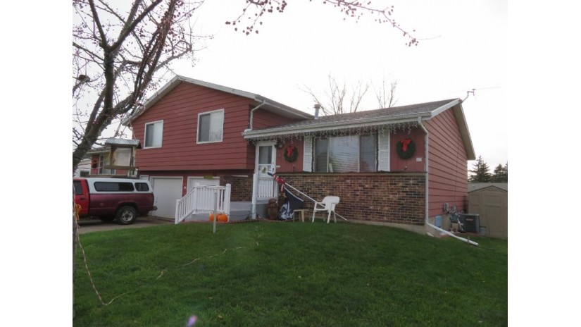 408 S Concord Ave 410 Watertown, WI 53094-5101 by Unified Jones Auction & Realty, LLC $1