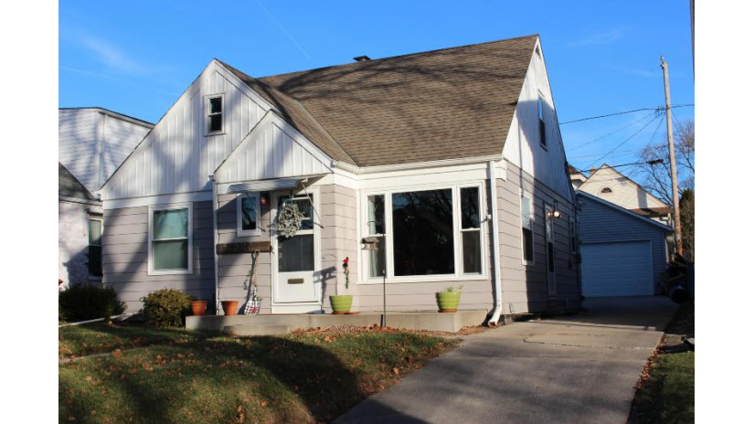 2414 N 62nd St Wauwatosa, WI 53213 by First Weber Inc - Delafield $287,500