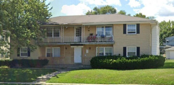 8623 W Fond Du Lac Ave, Milwaukee, WI 53225-2035